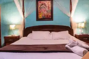 Hotel en baños ecuador comodo cama matrimonial